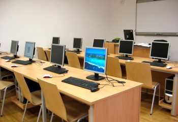 computer-room-1242684